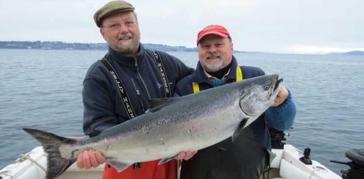 Jeremy Maynard with 18LB Chinook Jeremy Maynard with 18LB Chinook